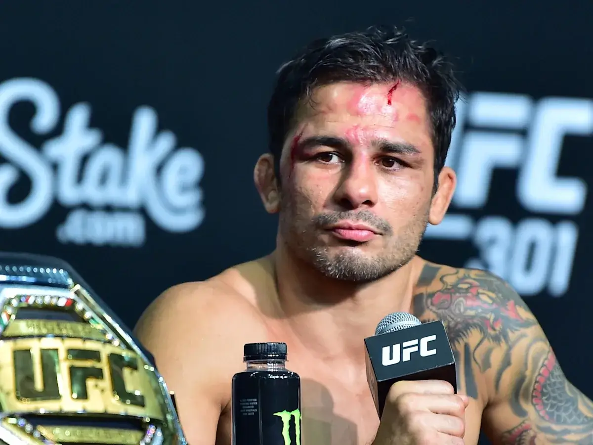 Alexandre Pantoja and Stake